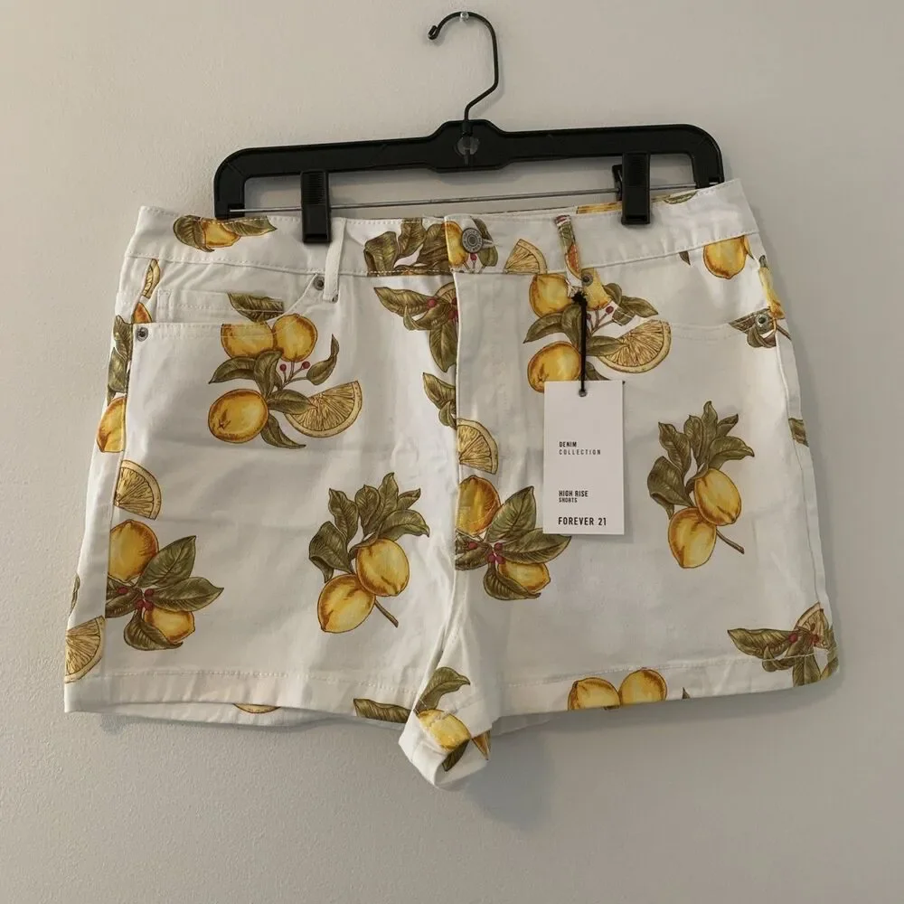 Forever 21 Lemon Print Shorts Novelty Print High Rise NWT - Size 31